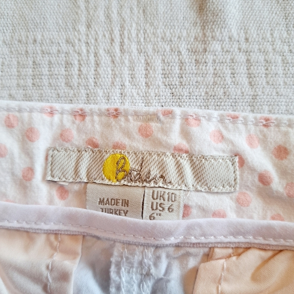 Boden women's size 6US white shorts, 4 pocket, VGUC - Picture 4 of 5